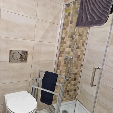 Perfect Location For Nightlife @ The Strip Apartamento